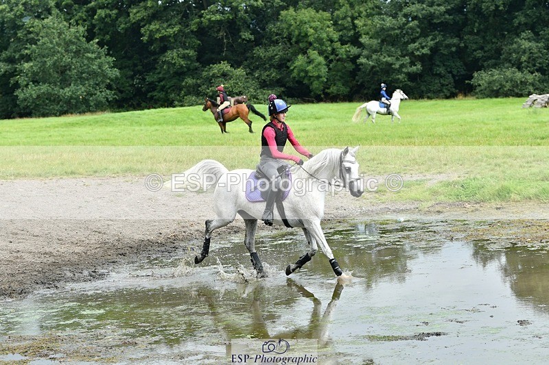 230817-132246-00962 - Theo's 1st Group - XC