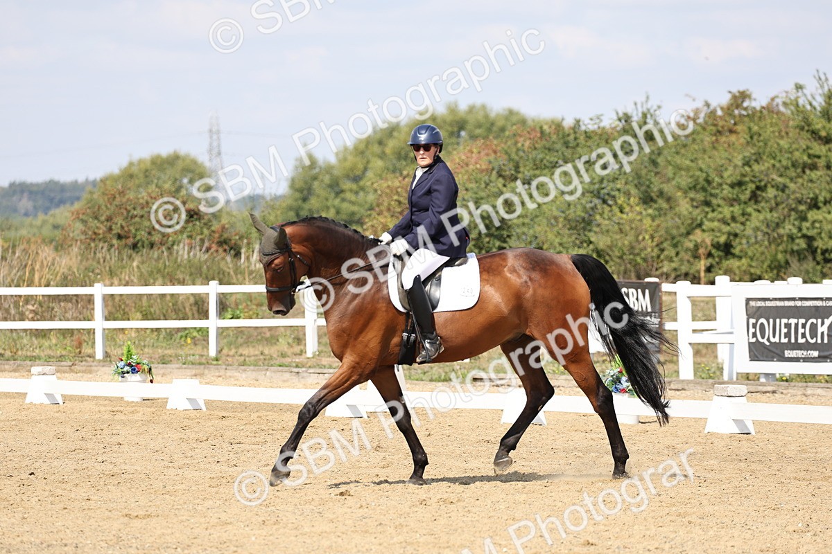 SBM_018580 - Class 16 - Novice 5 - 12.08-13.11