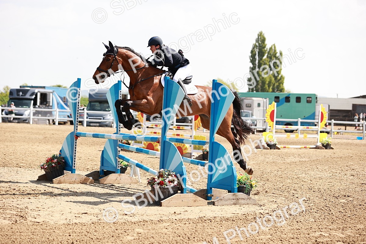  - Class 23 - Senior 1.05m