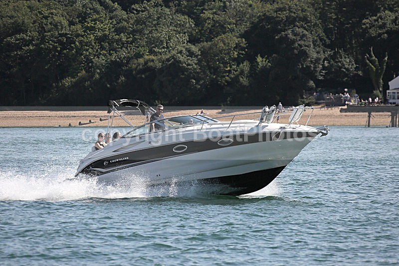 160814 UNNAMED CROWNLINE Y92A3441 - Motorboats - Open