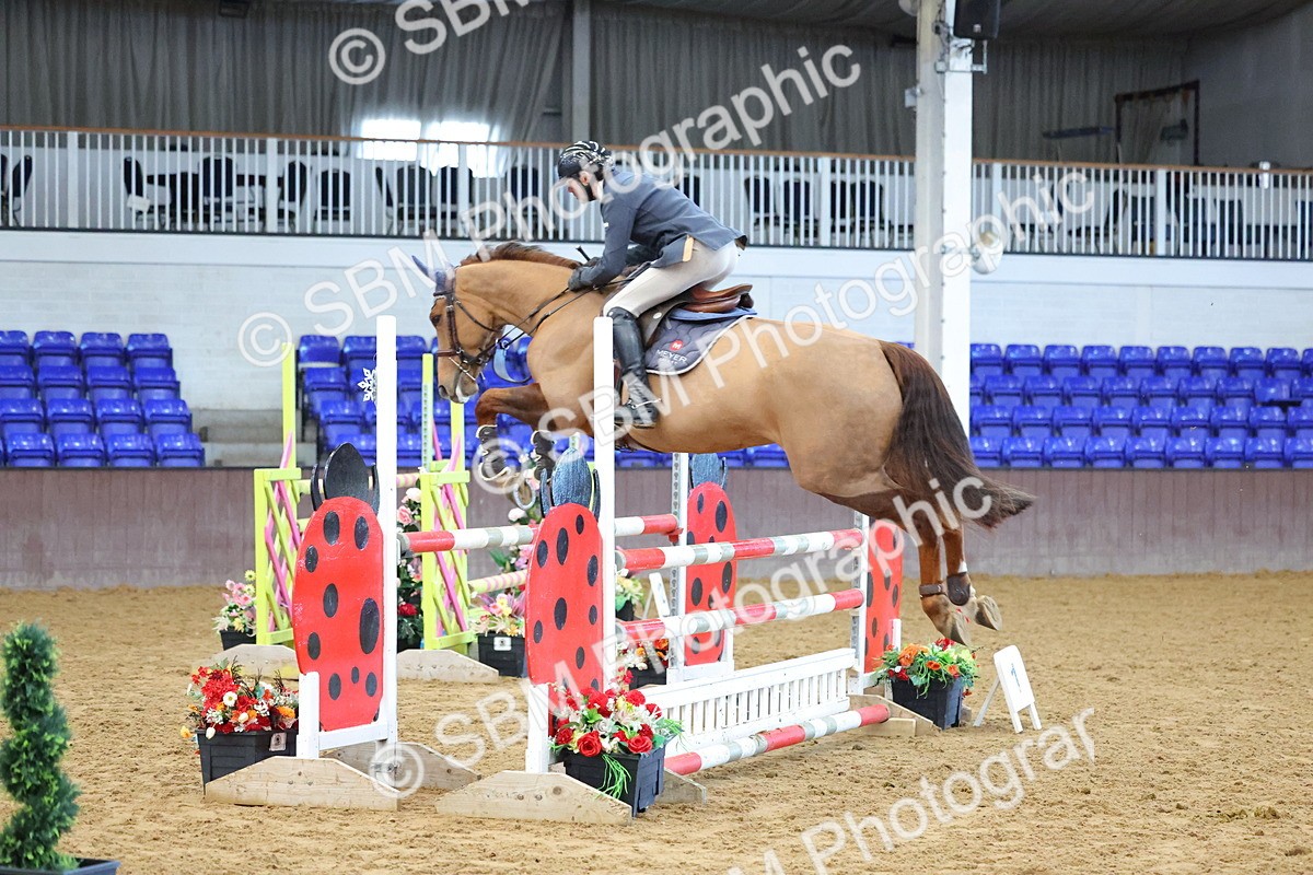 SBM_003201 - Class 15 - Senior Newcomers 1.10m