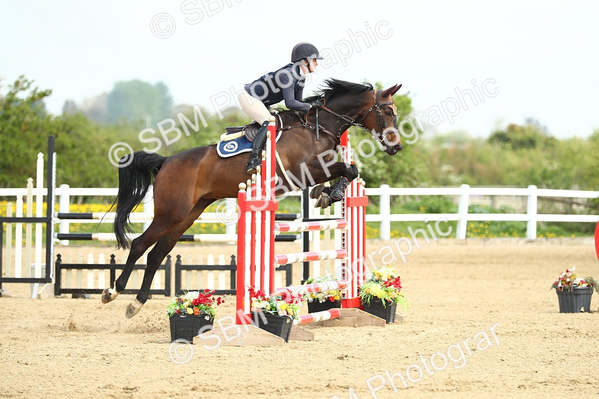 SBM_001221 - Class 4 - Senior Newcomers 1.10m