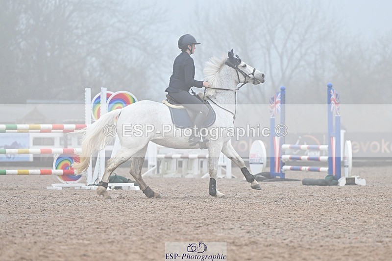 251115-123823-01025 - Cls 10 Pony Foxhunter and 1.10m Open