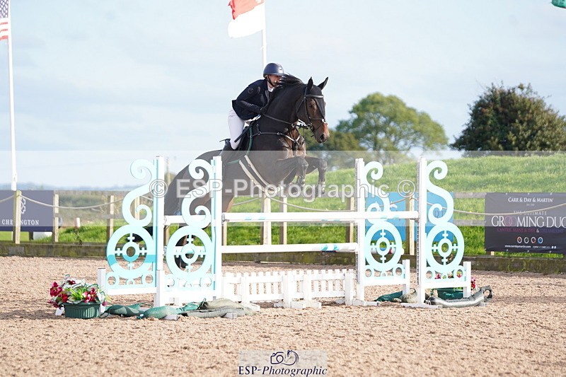 241005A-161442-05172 - SAT Cls 12 Snr Fox & 1.20m Open