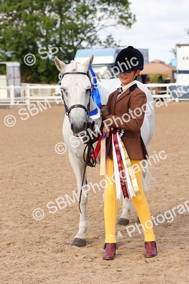SBM_09255 - Class 204 - Young Handler