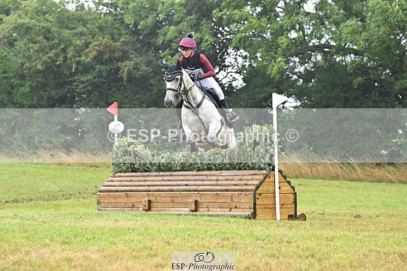 250830-151459-04815 - F-274-Isabella.Bonney