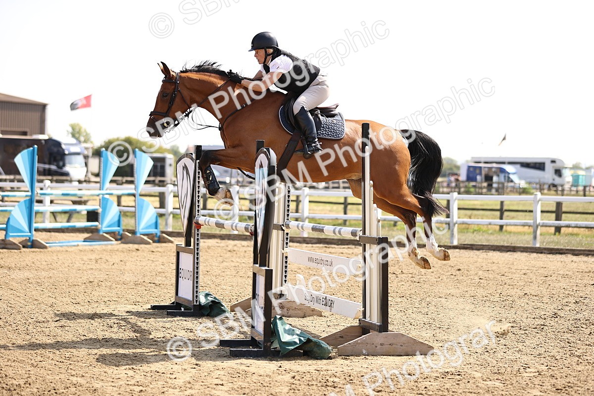 SBM_006899 - Class 13 - Senior Newcomers - 1.10m