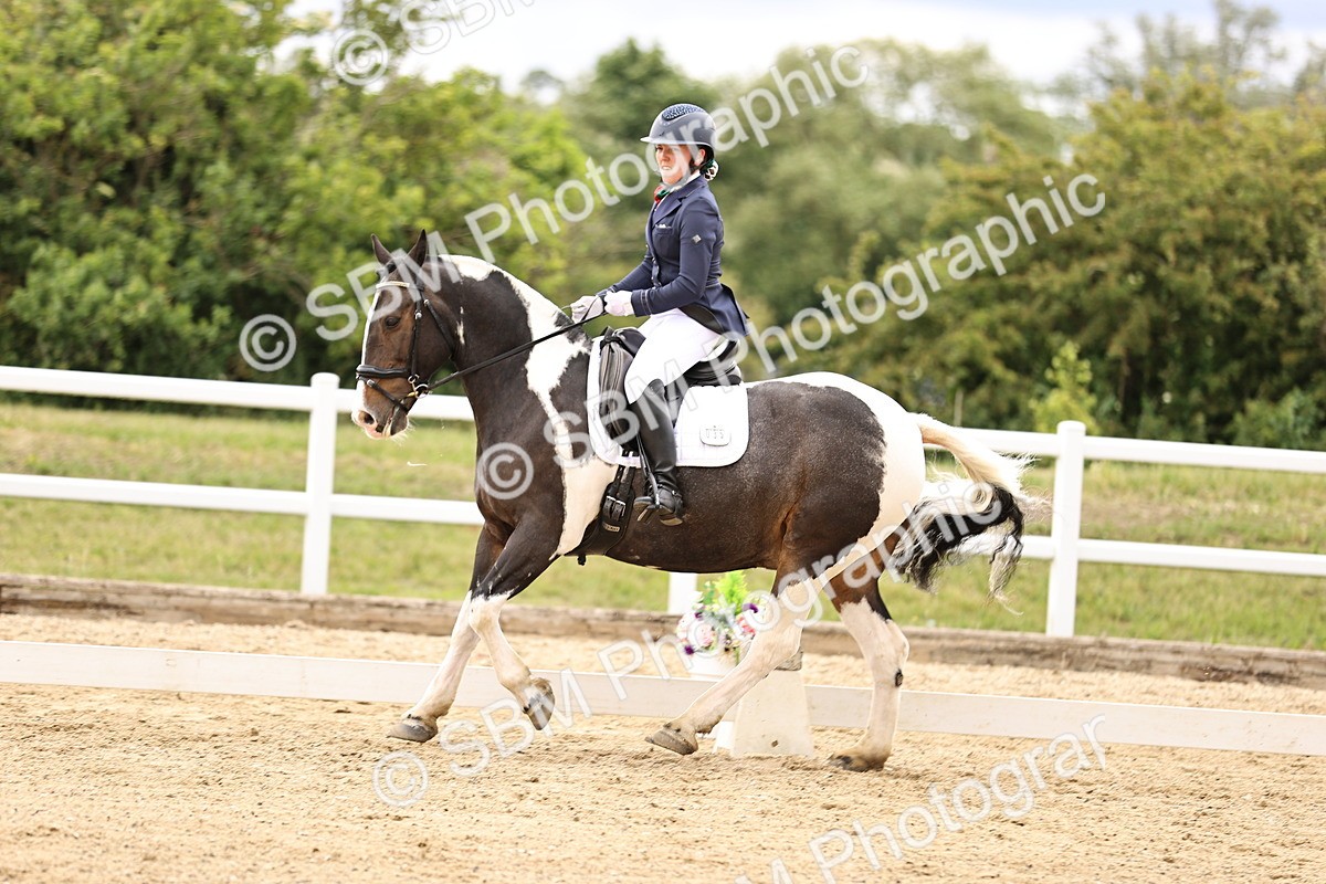 SBM_002118 - Class 2 - Novice 4 - 10.36-11.39
