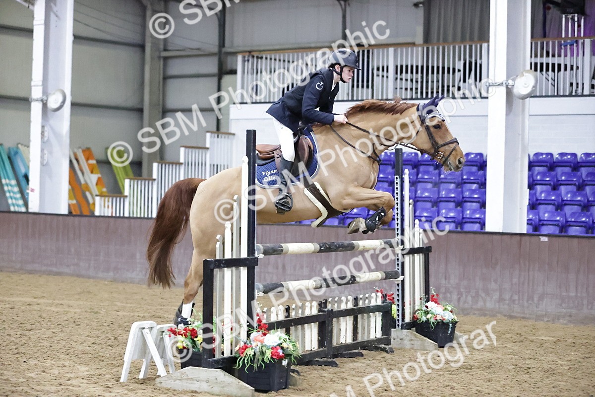 SBM_001065 - Class 4 - Senior Newcomers/ 1.10m Open