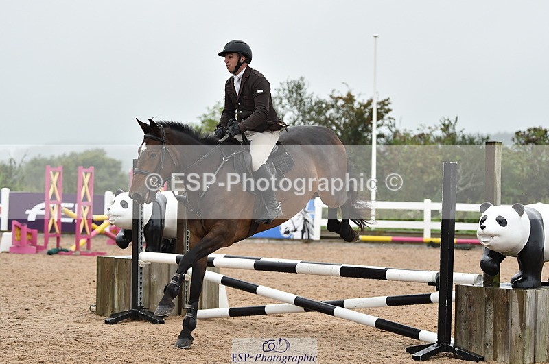 220829A-162920-00245 - 70cm Classes 3a 3b & 4