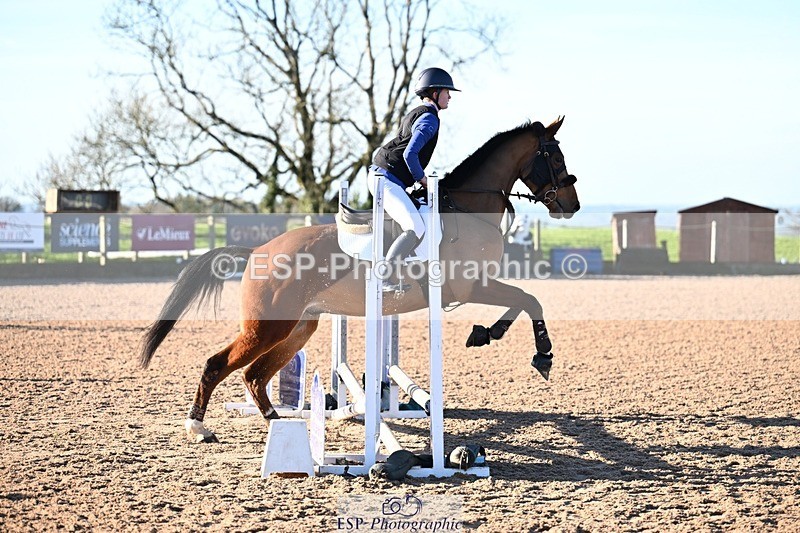 251130-102212-01352 - Cls 18 50cm Clear Round