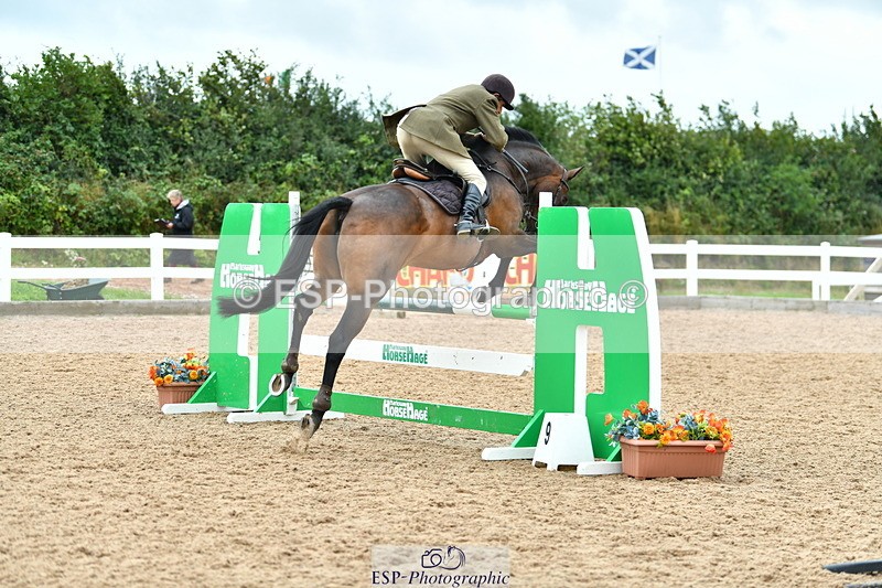 230730A-145304-10484 - Cls 35 1.05m Amateur Quali