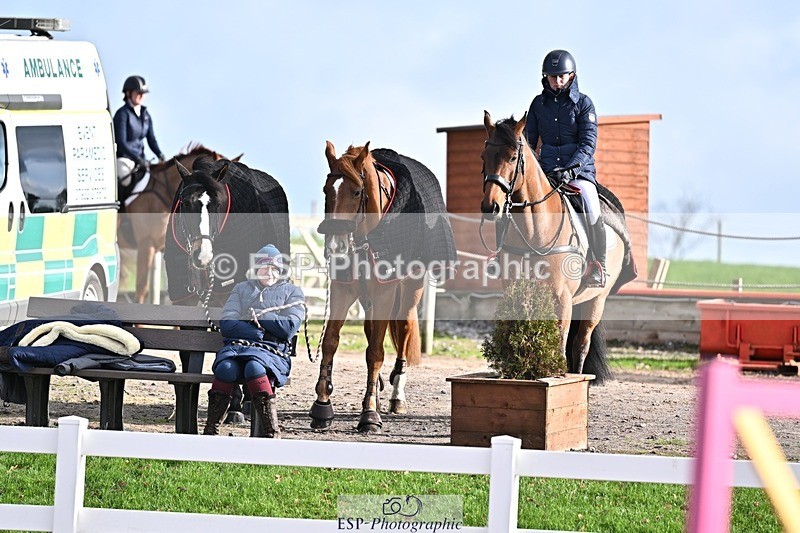 251119-114142-00296 - Cls 3 Snr 1.05m Open