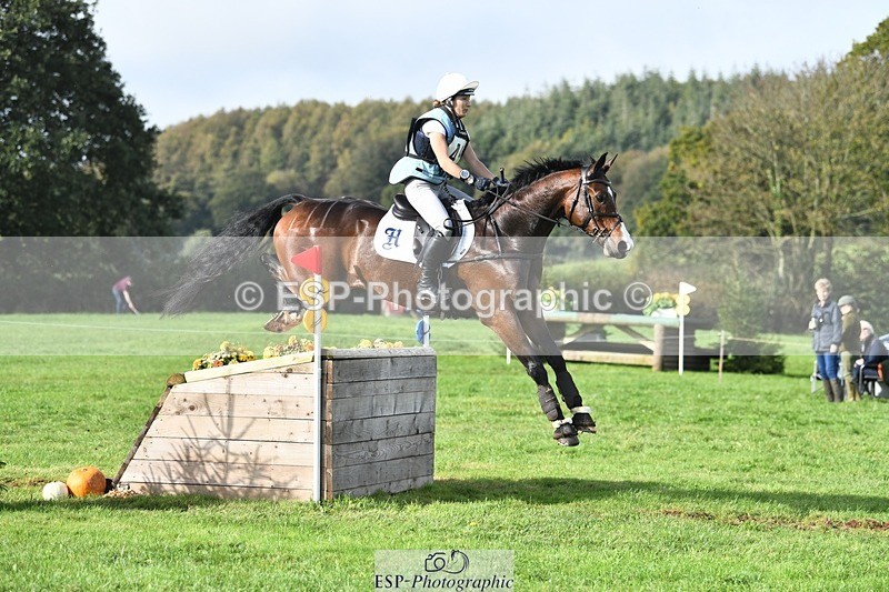 231020-113021-07170 - 045-HILDARE.REGARDE.MOI-Danielle.Mccormack-XC