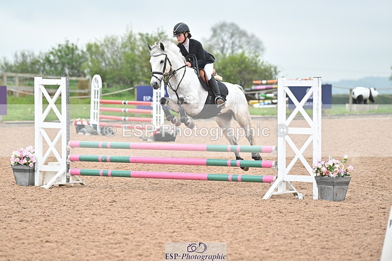 240505A-090650-03401 - Cls 1 Pony Intro 70cm
