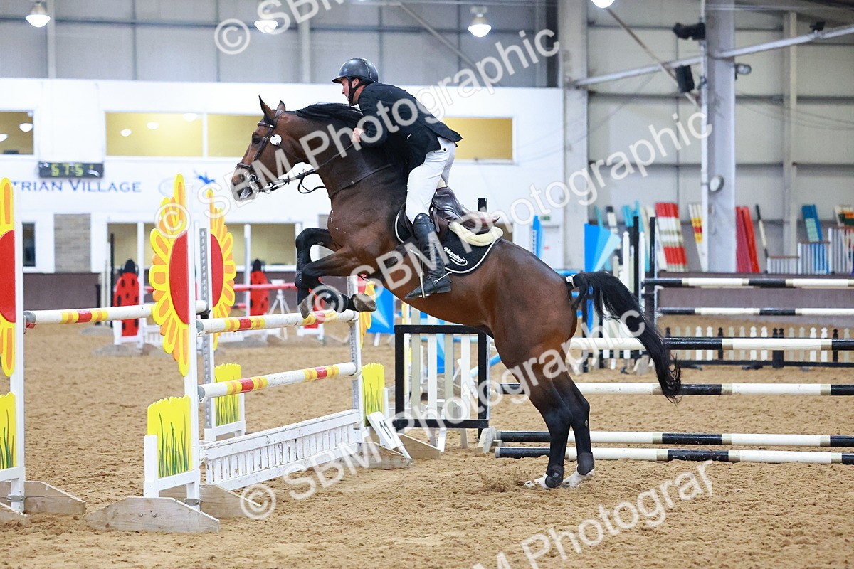 SBM_002220 - Class 5 - Senior Foxhunter 1.20m