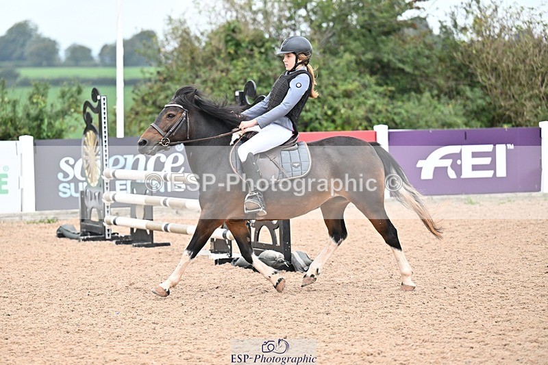 250920-102542-00230 - Cls 20+21 Club and Schools 60cm