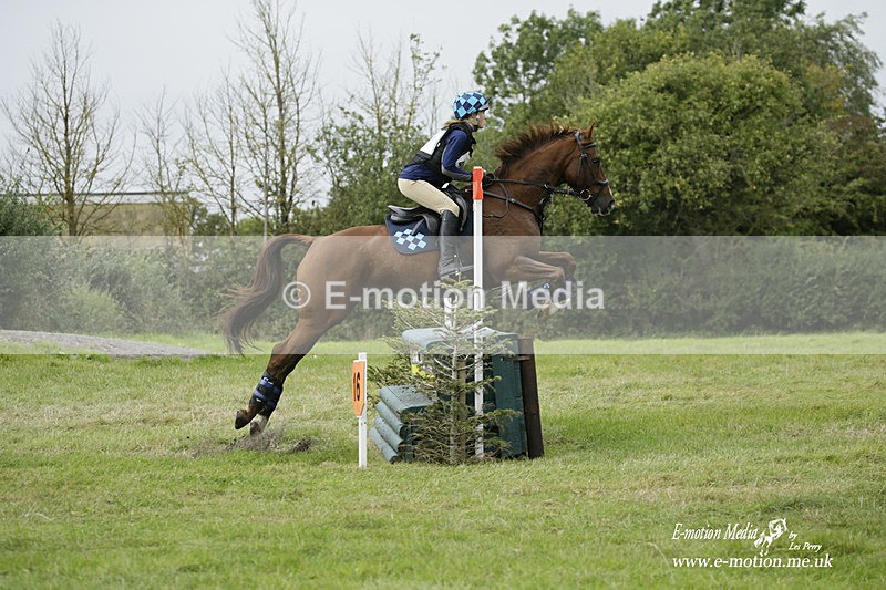  WWHT 031021 3584 - Intermediate Pairs (0.90m) 03/10/21