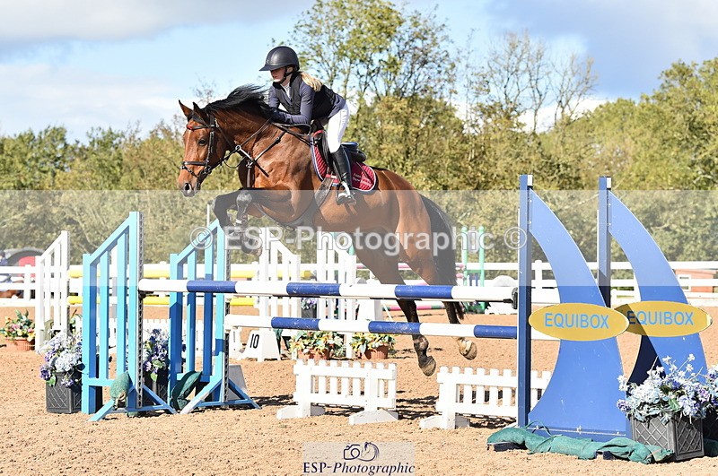 231014A-142808-05292 - Cls 15 1.05m Amateur Q 2nd R