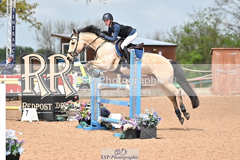 240506A-123713-08726 - Cls 5 Pony Foxhunter & 1.10m Open