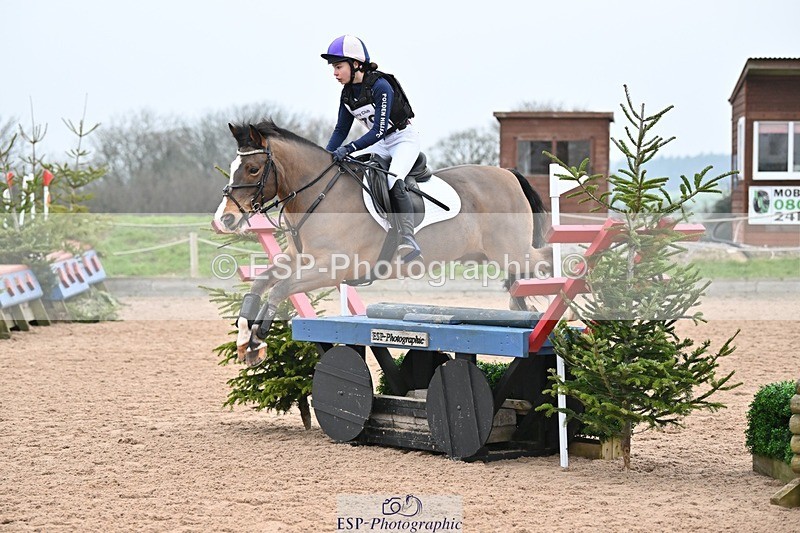 250118-134326-01292 - Cls 3A&B 90cm 13.20 to Coursewalk