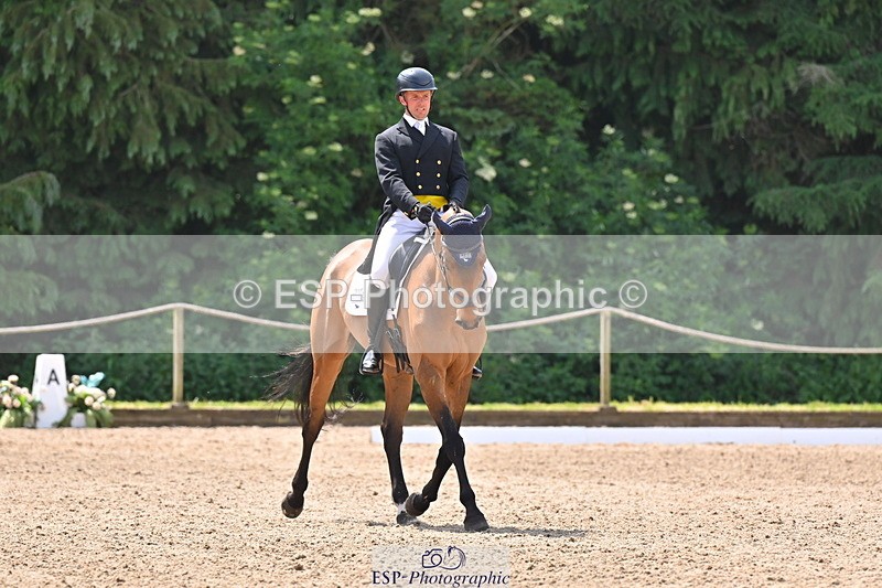 250523A-122905-06886 - C-284-Harry.Dzenis-KILBUNNY.MAXIMUS