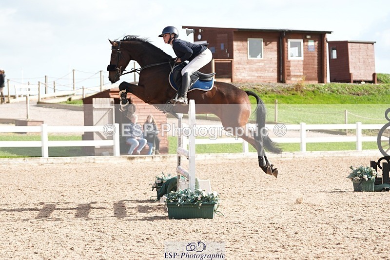 251005-150756-04059 - Cls 29 1.15m Members Cup