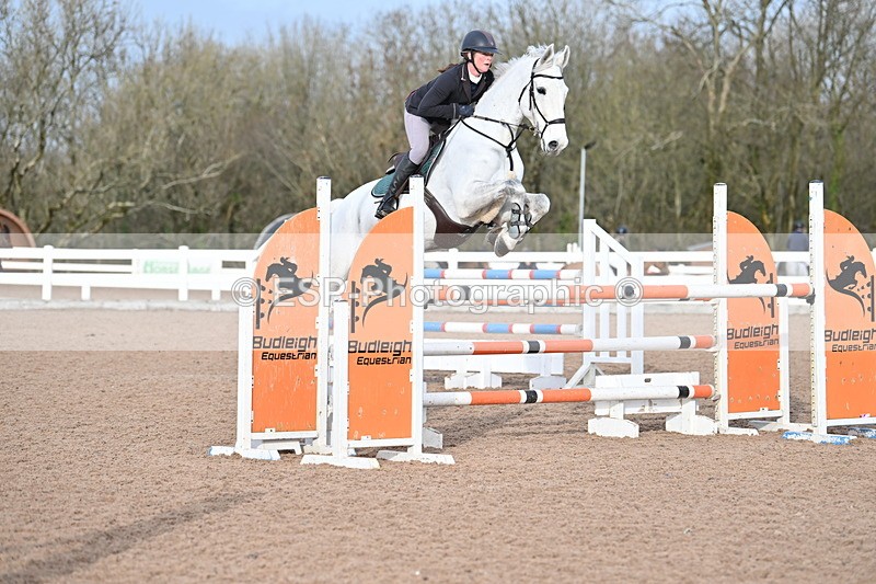 231208A-124127-00788 - Cls 5 Newcomers & 1.10m Open