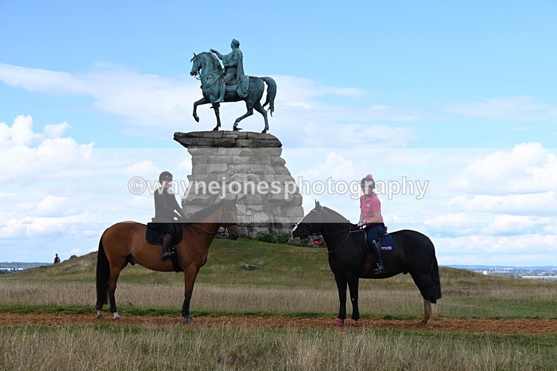 DSC_9877 - Time at Statue 15:11 to 15:58
