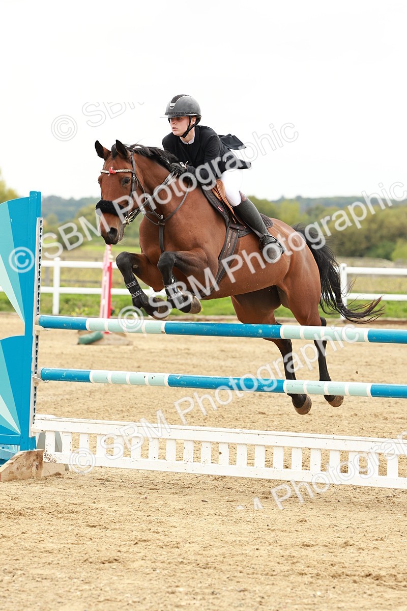 1I0A7743 - Class 4 - Senior Newcomers 1.10m