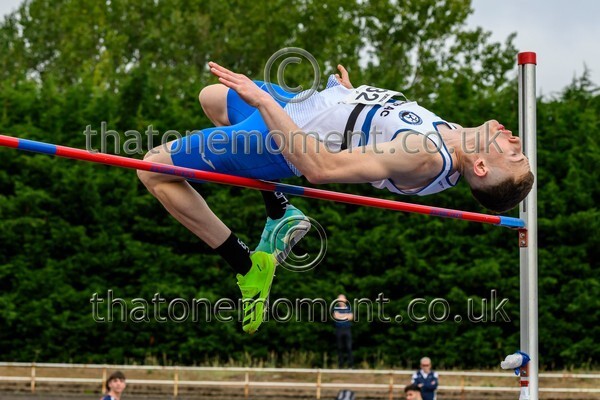 Sen25SUN-915703 - Field Male