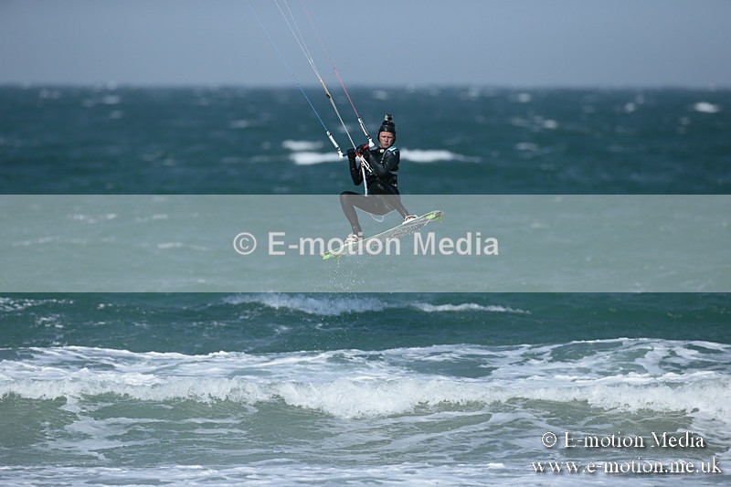 KS 020413-2 - Kite Surfing