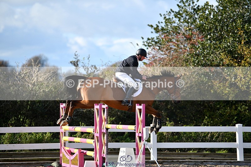 231110A-144952-00896 - Cls 6 Foxhunter & 1.20m Open