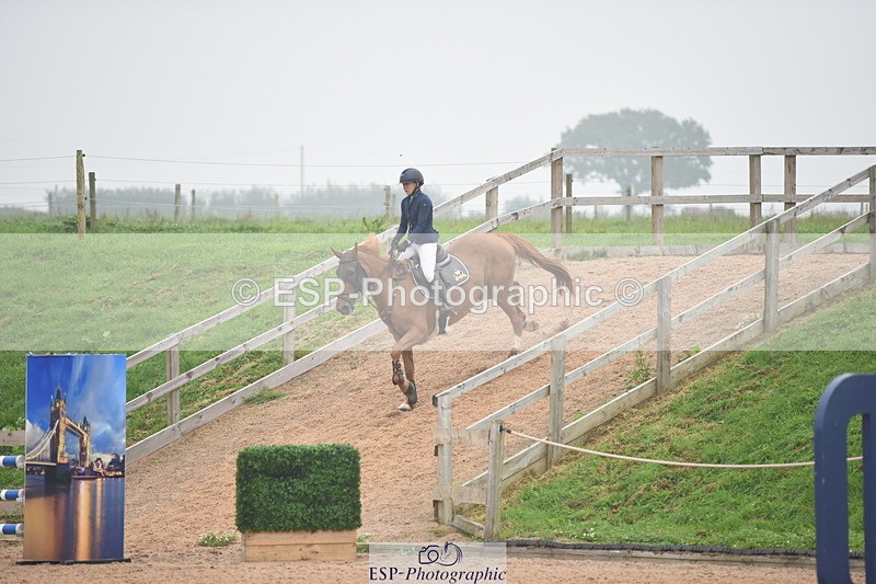 230916A-165858-05717 - Cls 19 Snr 1.10m Derby