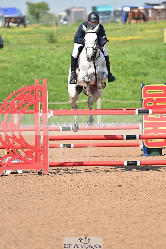 240512A-155131-19645 - Cls 51 Foxhunter