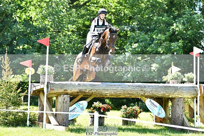 260530A-111333-13052 - C-323-Elizabeth.Barratt
