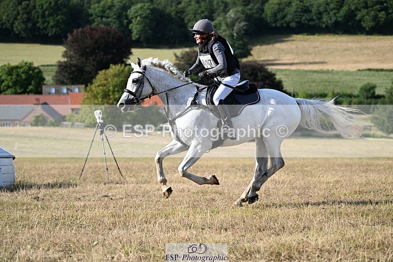 250803A-175033-18521 - R-817-Fiona.Dalton-MORIS