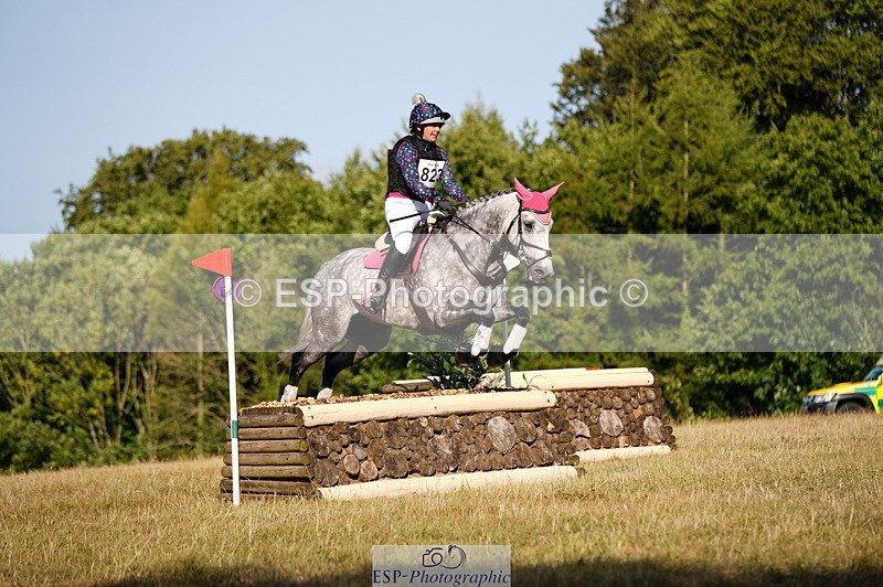 250803A-181006-18894 - R-823-Sophie.Channon-HIVES.LUCKY.BOUNCER