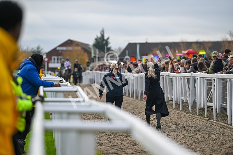 161124-Race 4-Il Ridoto-0507 - Race 4