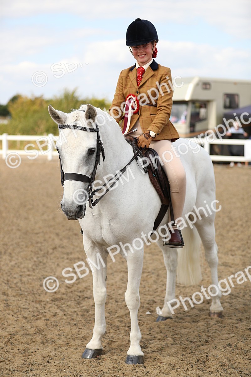 SBM_05667 - Class 48a Style & Performance 70cm (15-19)