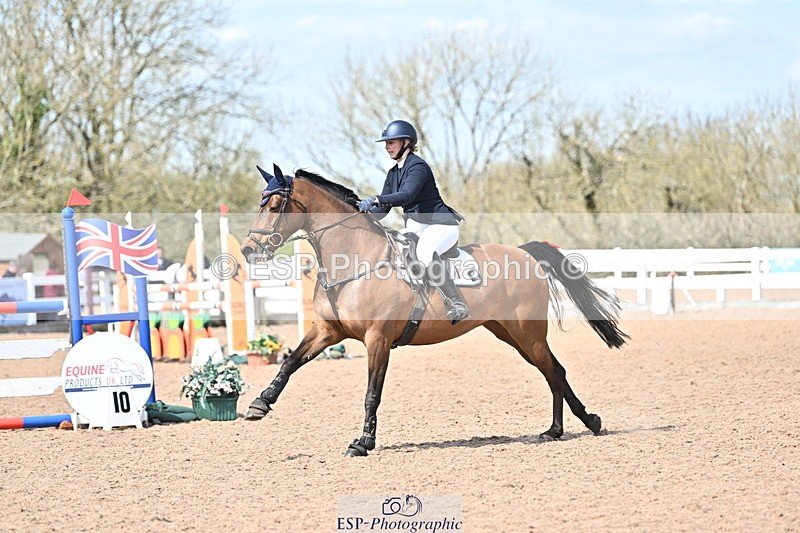 240418A-135007-03613 - Cls 13, 1 Star Bronze Tour 1.10m