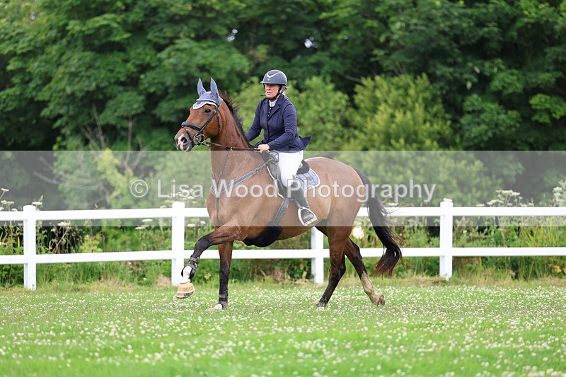 3E7A3953 - Class 6: Hawkins Motors Senior 1.00m Derby