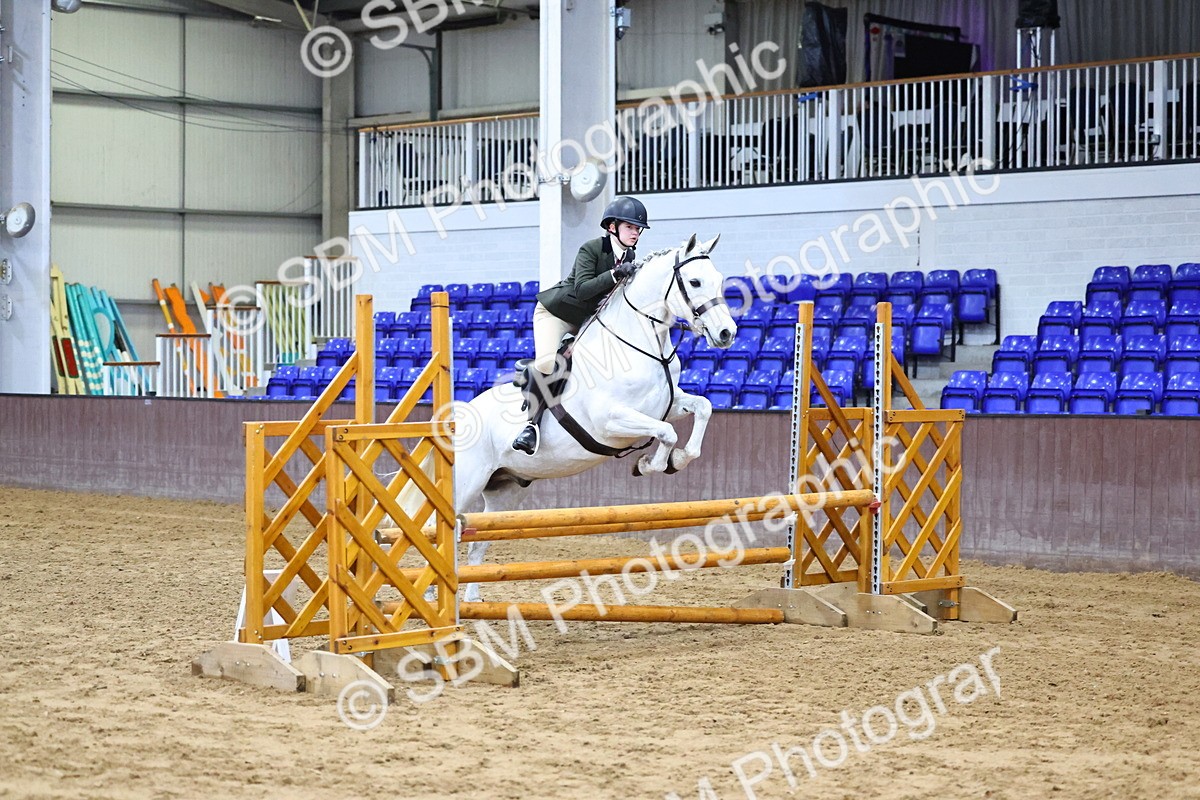 SBM_003563 - Class 37 - 80cm Training Stakes