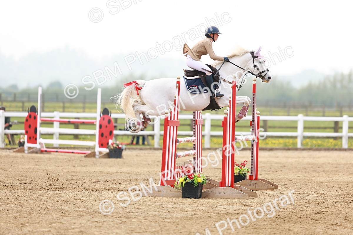  - Class 18 - Senior Newcomers - 1.10m