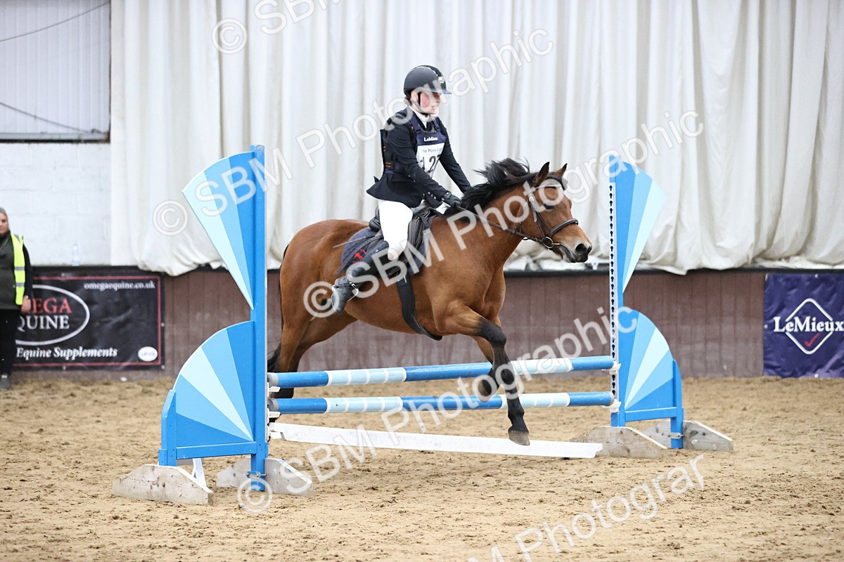 SBM_001458 - Class 5 - Henlow Veterinary Hospital 70cm