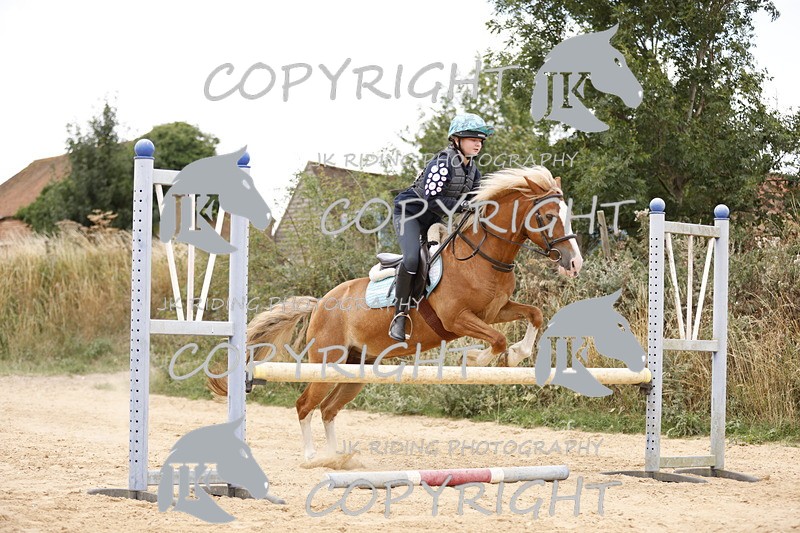 _R6A1070 - Sand arena