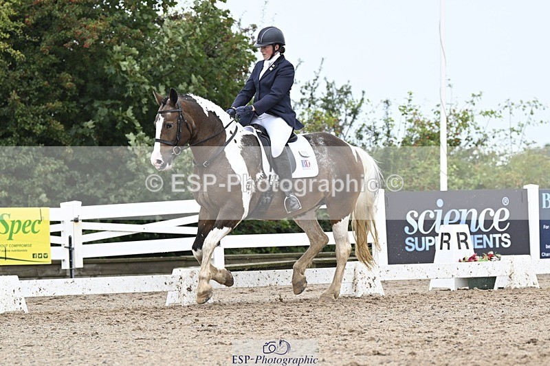 250907-123815-08093 - 080-Rebecca.MorrisSally.XIII