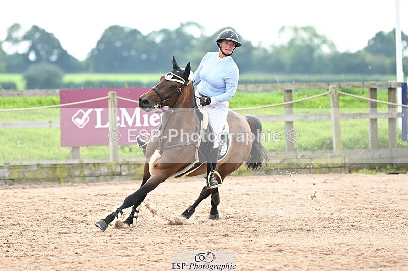 240801A-142606-01976 - Cls 4 Chard 7 Yr Old Championships