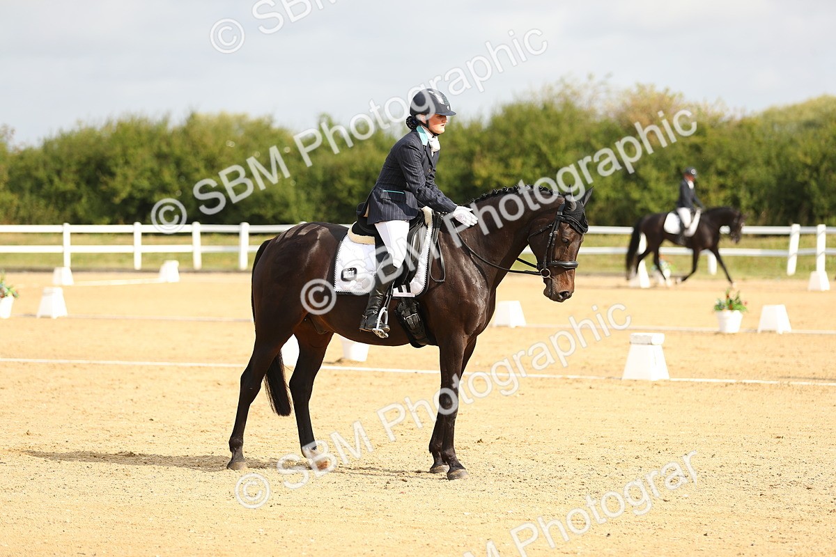 SBM_015544 - Class 13 - Novice 23 - 9.54-11.04