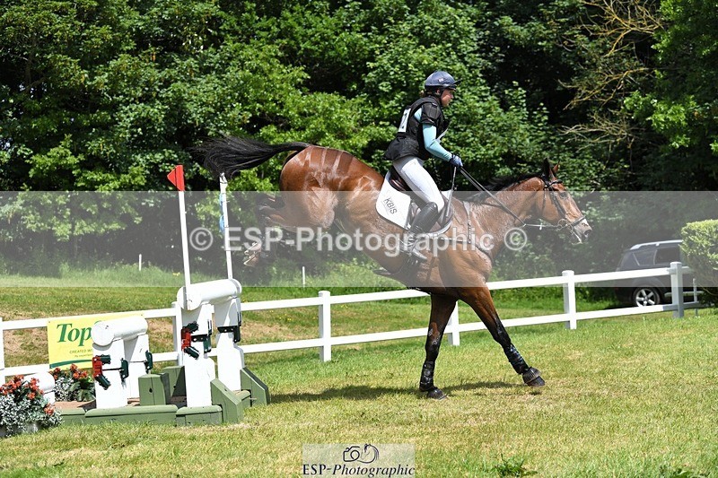 230528-134326-17107 - 462-WOODLANDS_BE_DARING-Sasha_Hargreaves-XC